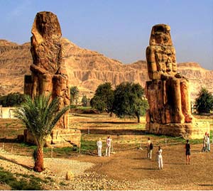 Play free luxor games